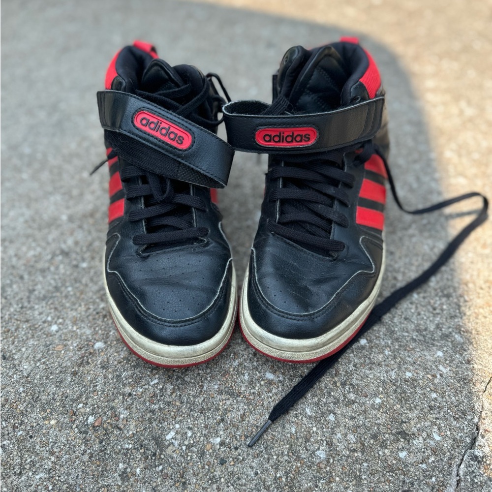 Adidas Kids Black and Red High-Top Sneakers Size 4.5